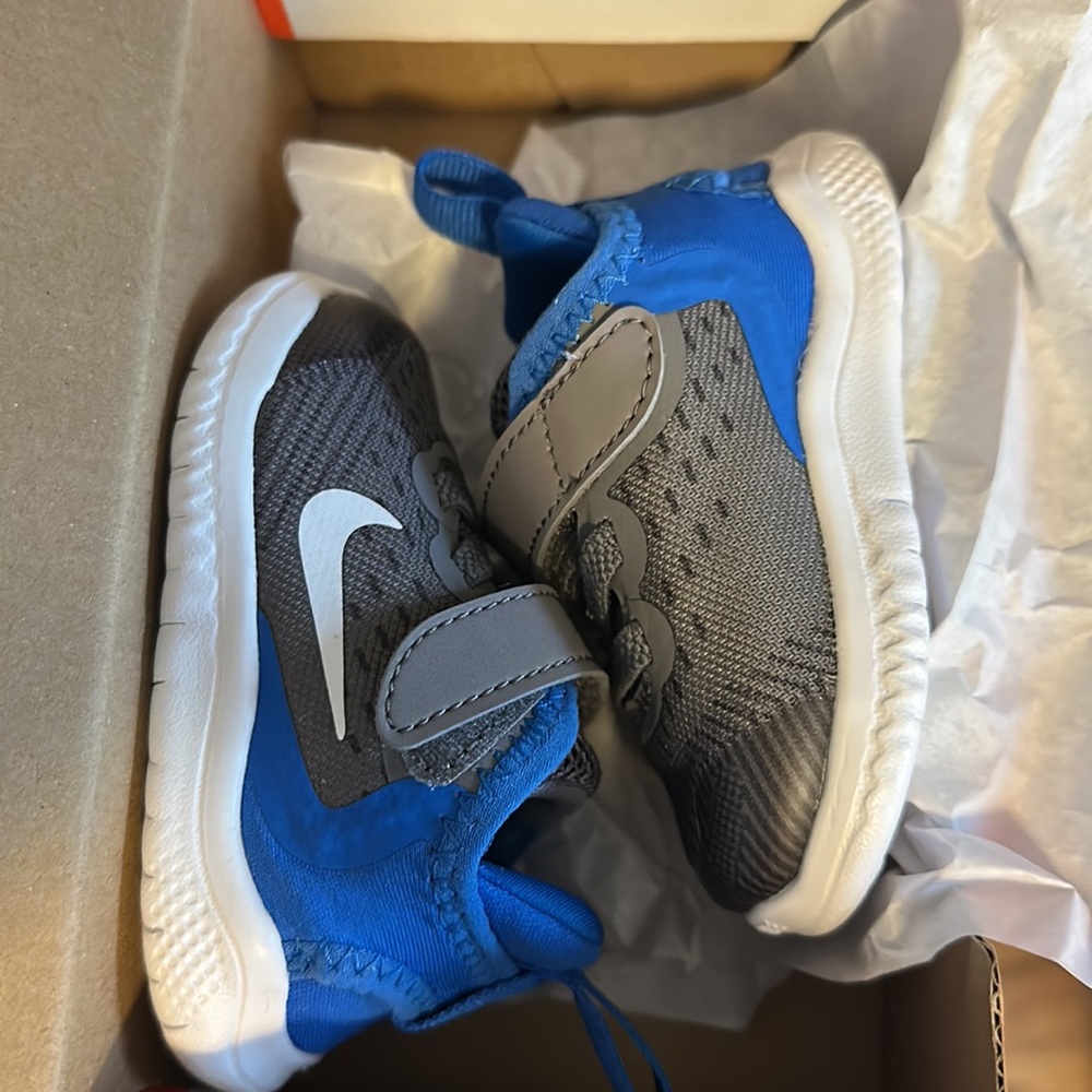 Brand new baby Nike’s in box. Size 3c.